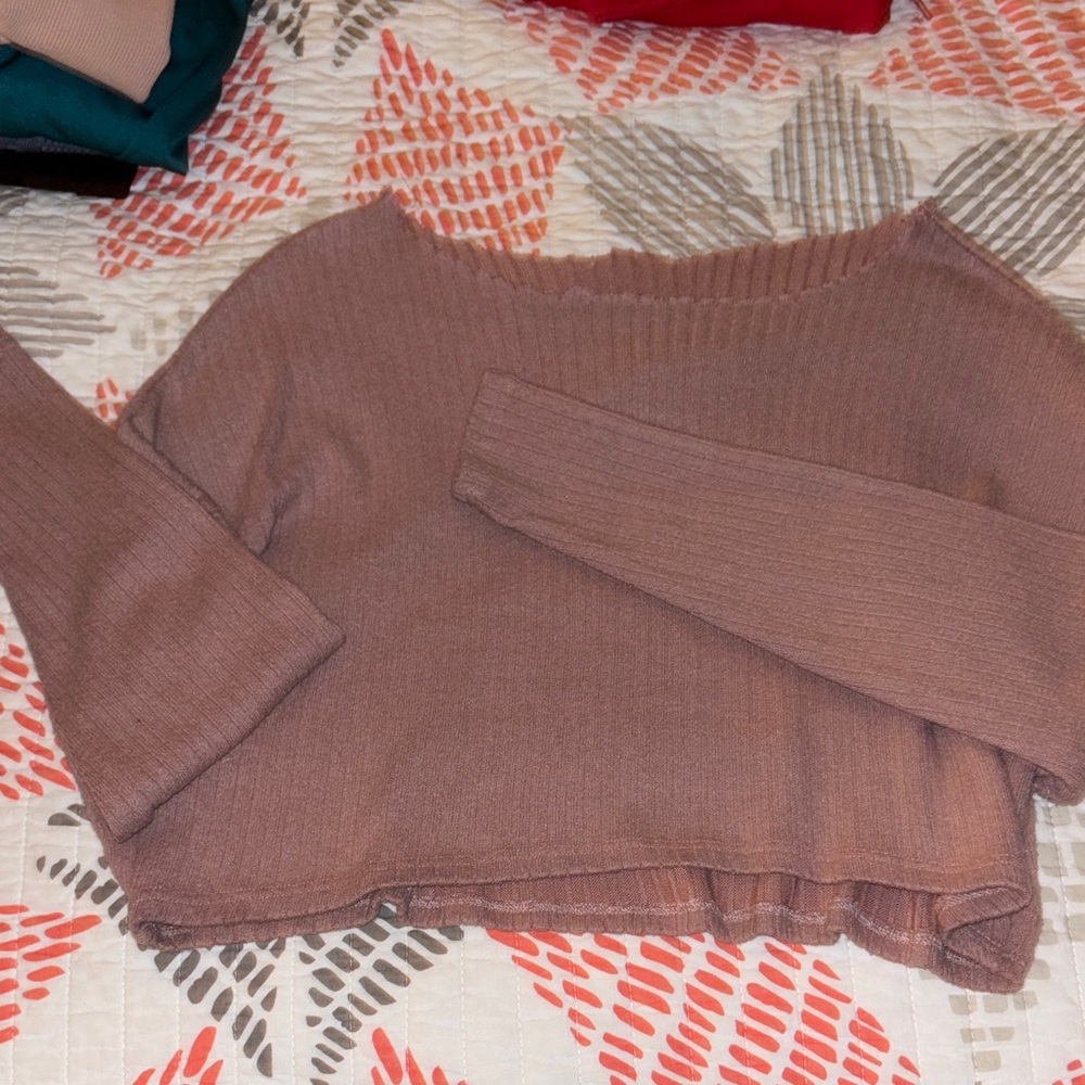 Women's Mauve Sweater